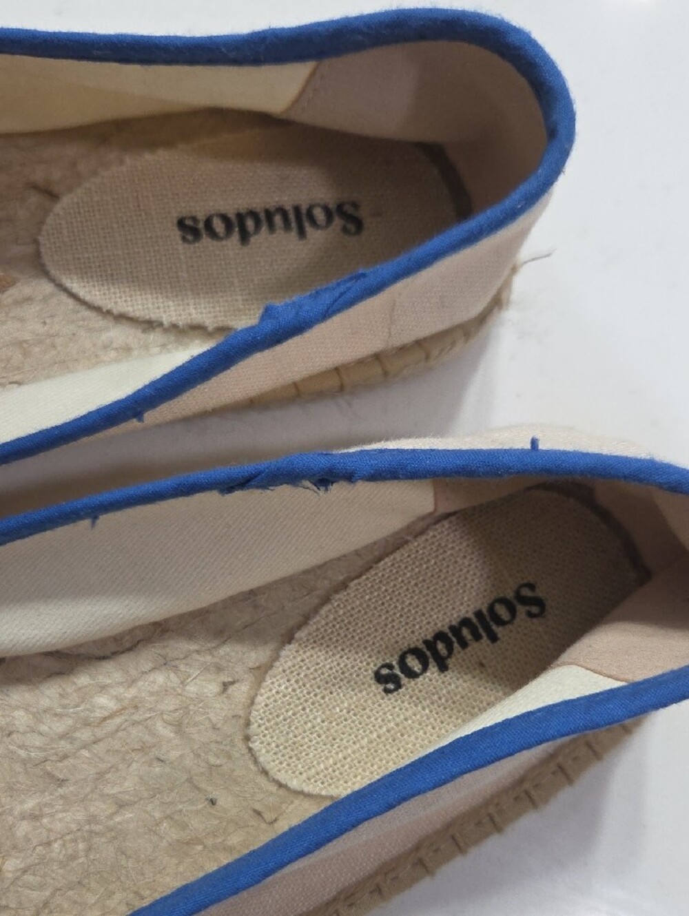 Soludos Cream Espadrilles with Blue Trim Sz8 Gentle Used - Picture 3 of 9